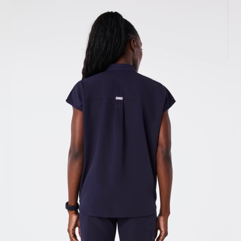 Figs Rafaela Oversized Scrub Top - Picture 3 of 6